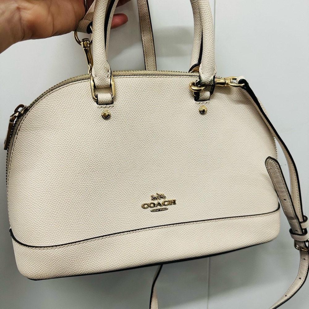 Coach Cream Leather Handbag
